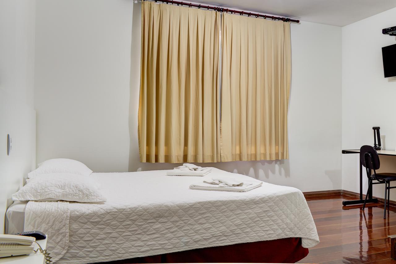 Hotel Villareal Консельейру-Лафаети Экстерьер фото