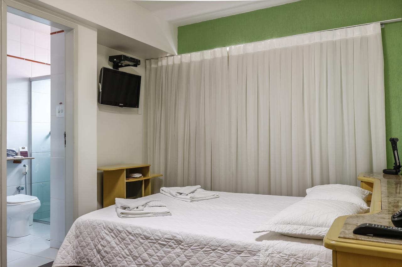 Hotel Villareal Консельейру-Лафаети Экстерьер фото